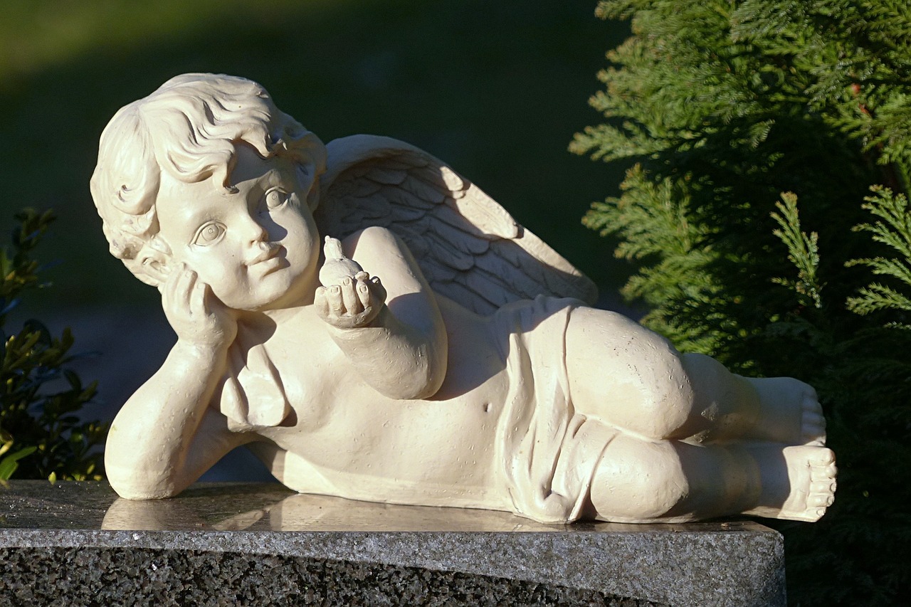 Pomoc w trudnych chwilach – kompleksowe usługi pogrzebowe w stolicy